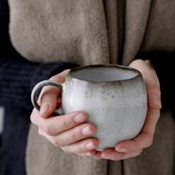 Bloomingville Sandrine Tasse Ø10,5cm, Hellgrau -Alderaine Geschaft bloomingville sandrine tasse 105cm 1