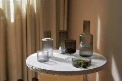 Ferm LIVING Ripple Carafe, Smoked Grey -Alderaine Geschaft ferm living ripple karaffe 27