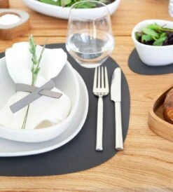 LIND DNA Curve Double Tischset L, Dunkelblau/ Schwarz 10 LIND DNA Curve Double Tischset L, Dunkelblau/ Schwarz -Alderaine Geschaft lind dna curve double tischset l 37