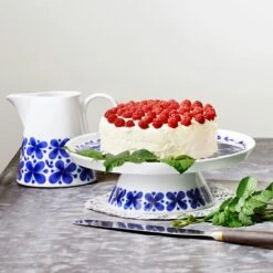 Rörstrand Mon Amie Tortenständer Ø30cm -Alderaine Geschaft rorstrand mon amie tortenstander 30cm 1