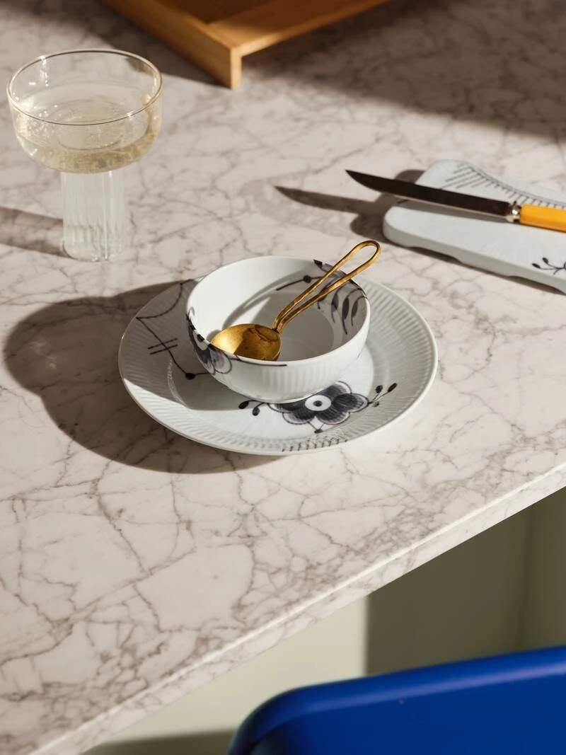 Royal Copenhagen Black Fluted Mega Schüssel, 24 Cl 5 Royal Copenhagen Black Fluted Mega Schüssel, 24 Cl – Bild 3